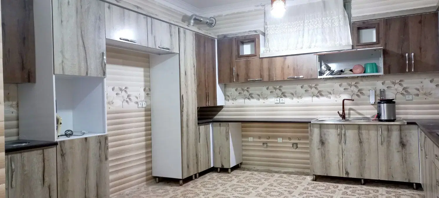 فروش منزل دو طبقه( همکف و زیر زمین ) تنگ کتویه