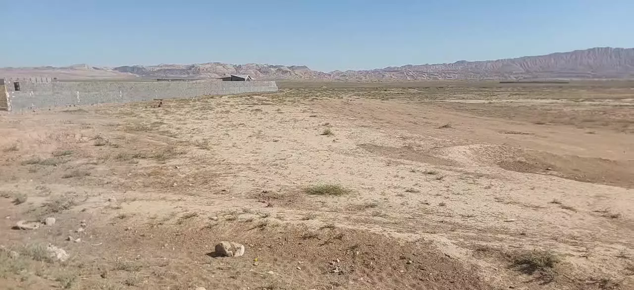 زمین چشمه نادی مسکونی سندتکبرگ