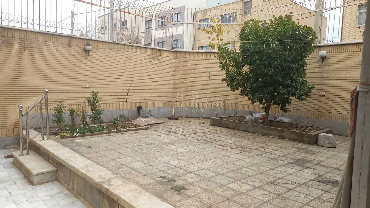 فروش ۲طبقه فاز یک بهارستان