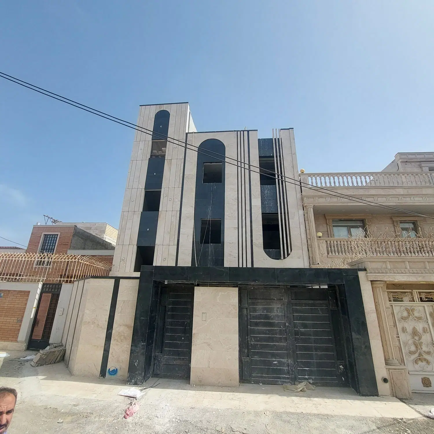 منزل سه خواب با مهمان خانه مستقل  طبقه اول