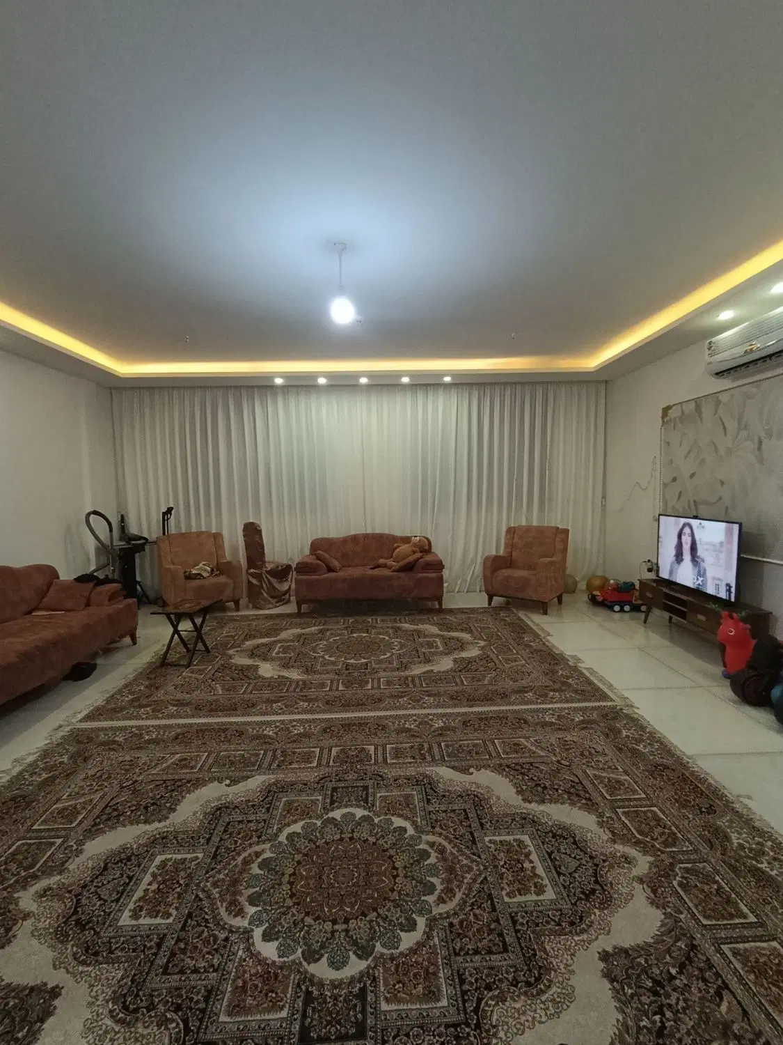 آپارتمان ۱۱۰ متری سنددار فول امکانات