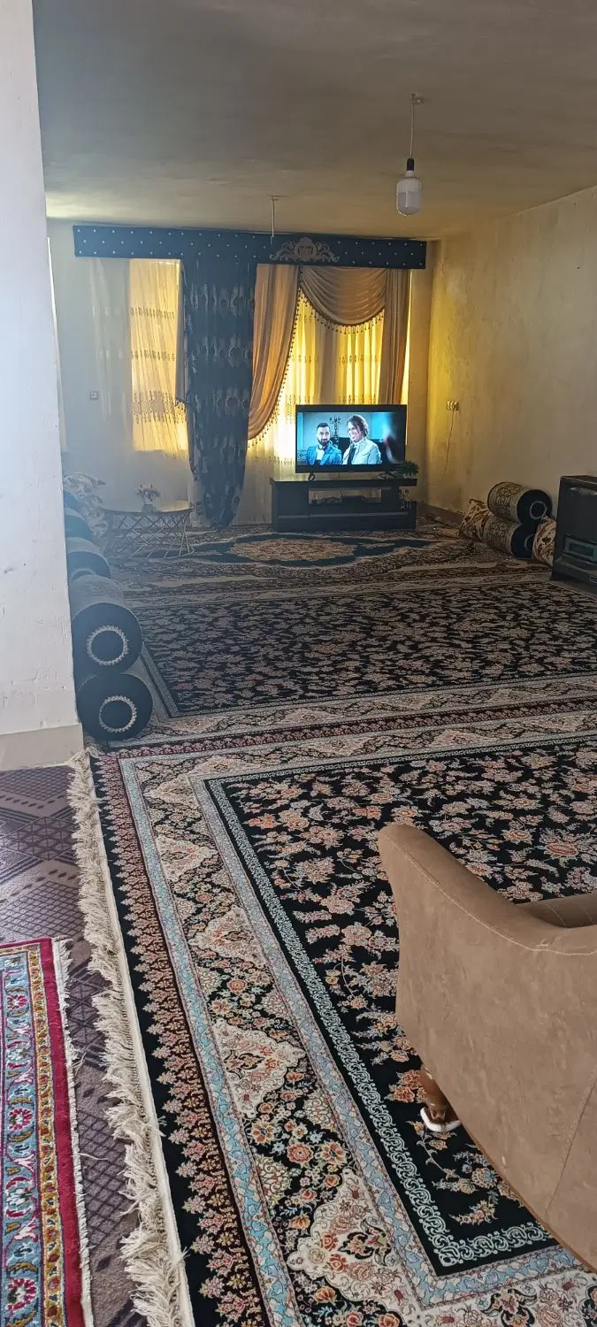خانه اجاره ای مهریان