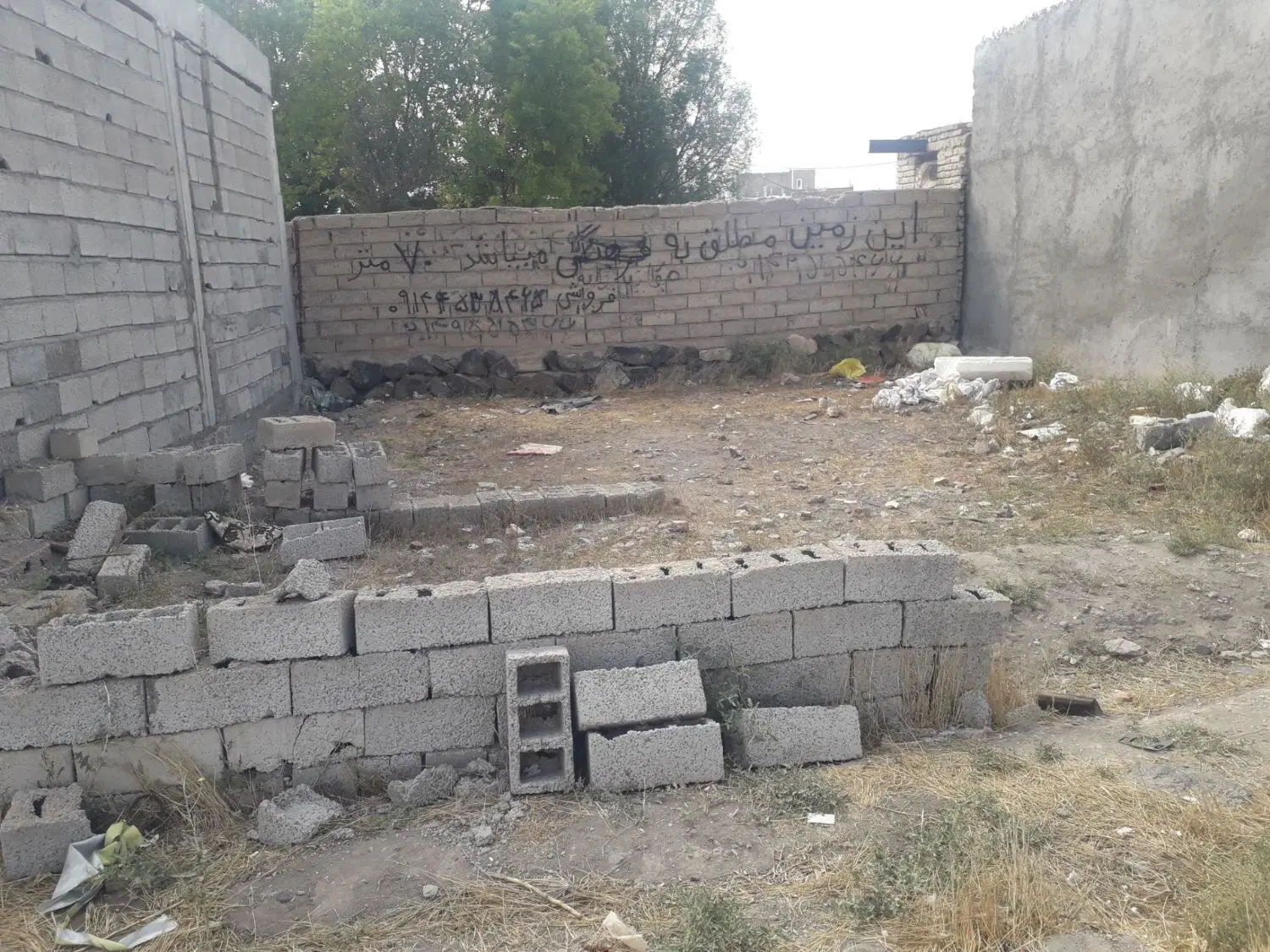 ۷۳ زمین نیار با پروانه ساخت