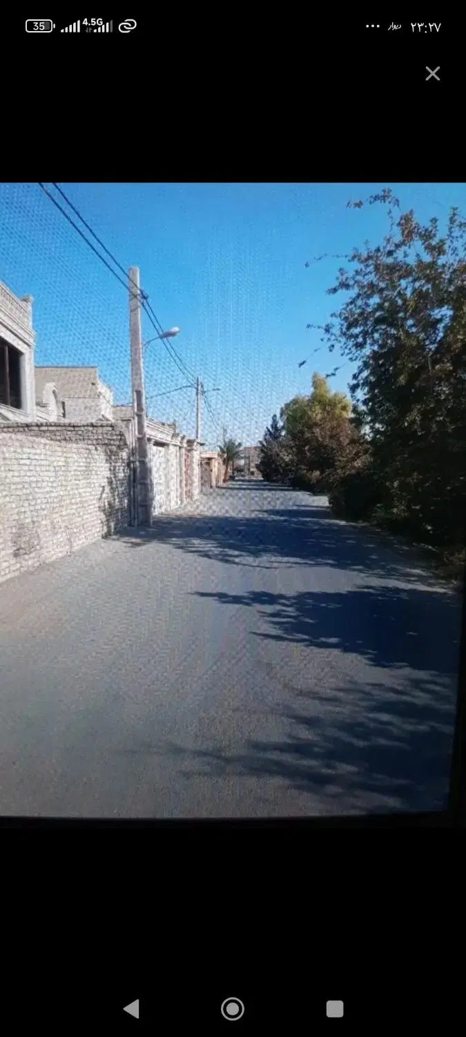 زمین ۱۶۴ متری حکمت ۶۵