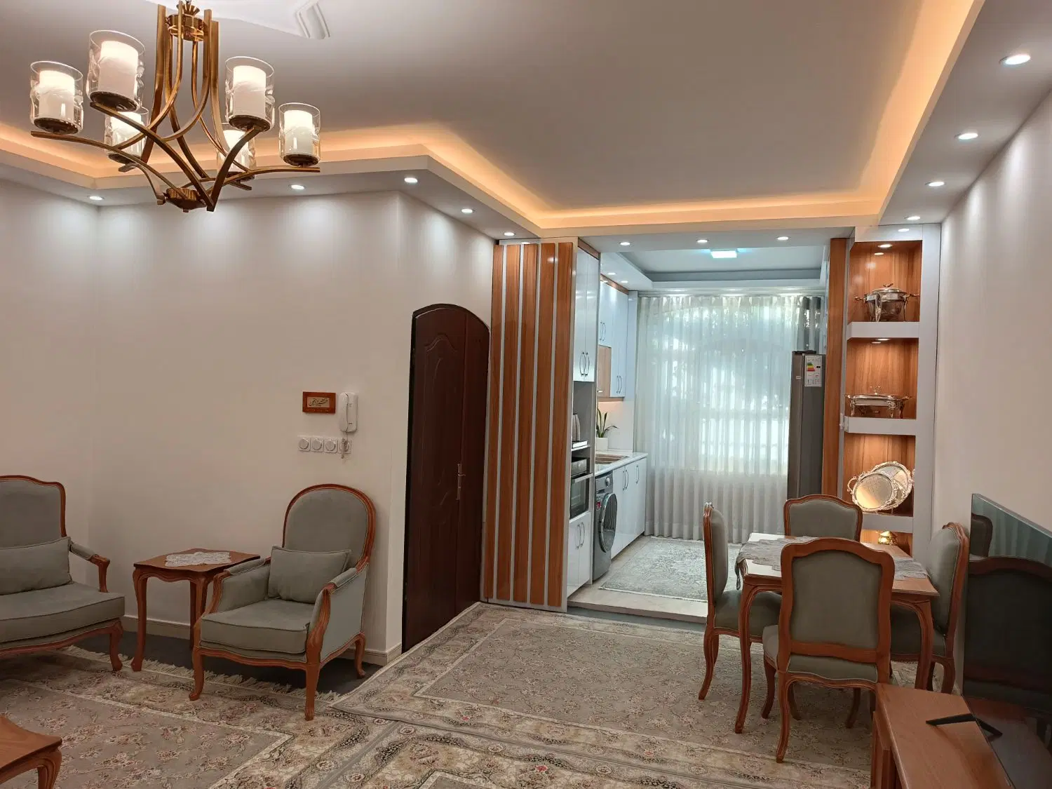 فروش ویلایی ۳ طبقه (تک واحدی) مهندسی‌ساز