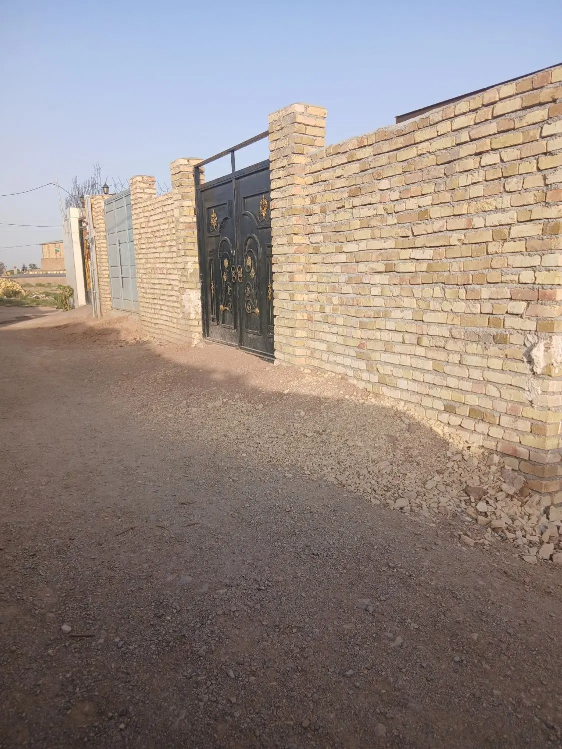 خانه ۱۰۲ متری