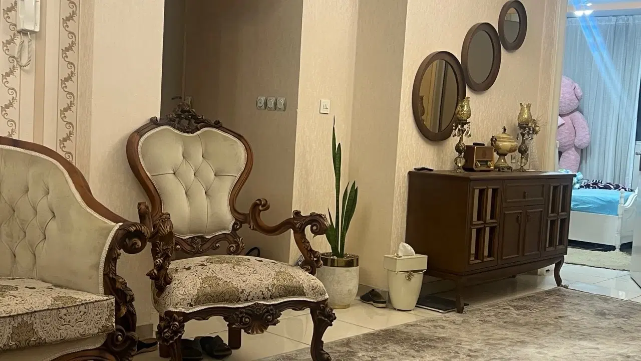 اجاره آپارتمان خانی آبادنو ( بازسازی شده در حد نو)