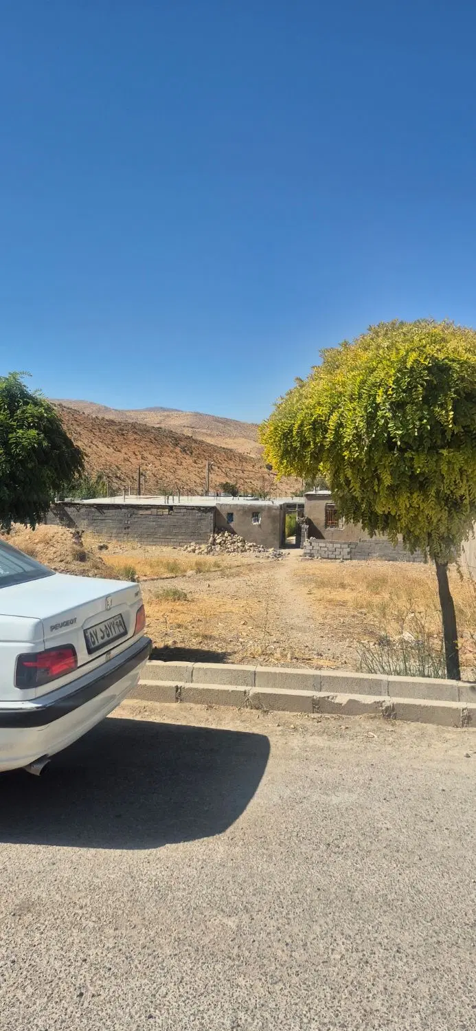 زمین متراژ ۳۵۰ متر