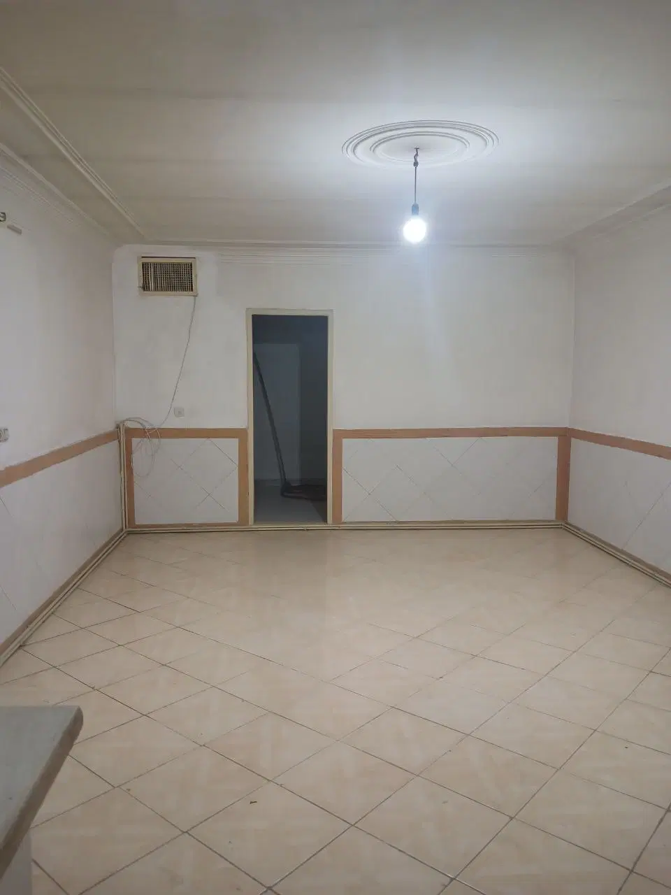 اجاره یک واحد مسکونی ۷۰ متر تک واحده در طبقه دوم