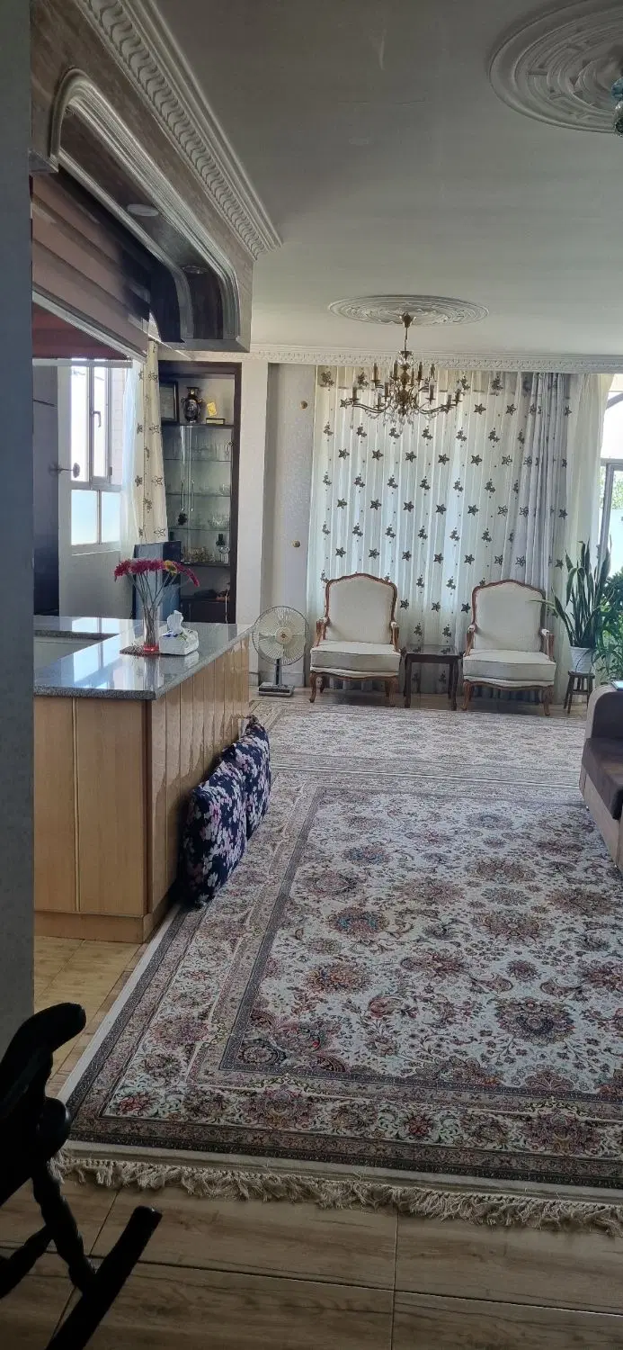 آپارتمان۱۲۵متری دوبرخیابان حسین آبادبابوکان