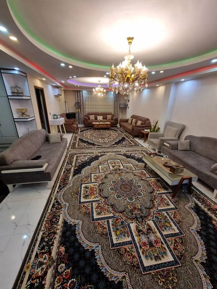 یک واحد مسکونی ۳ خواب به همراه پنت هوس  ۳ خواب