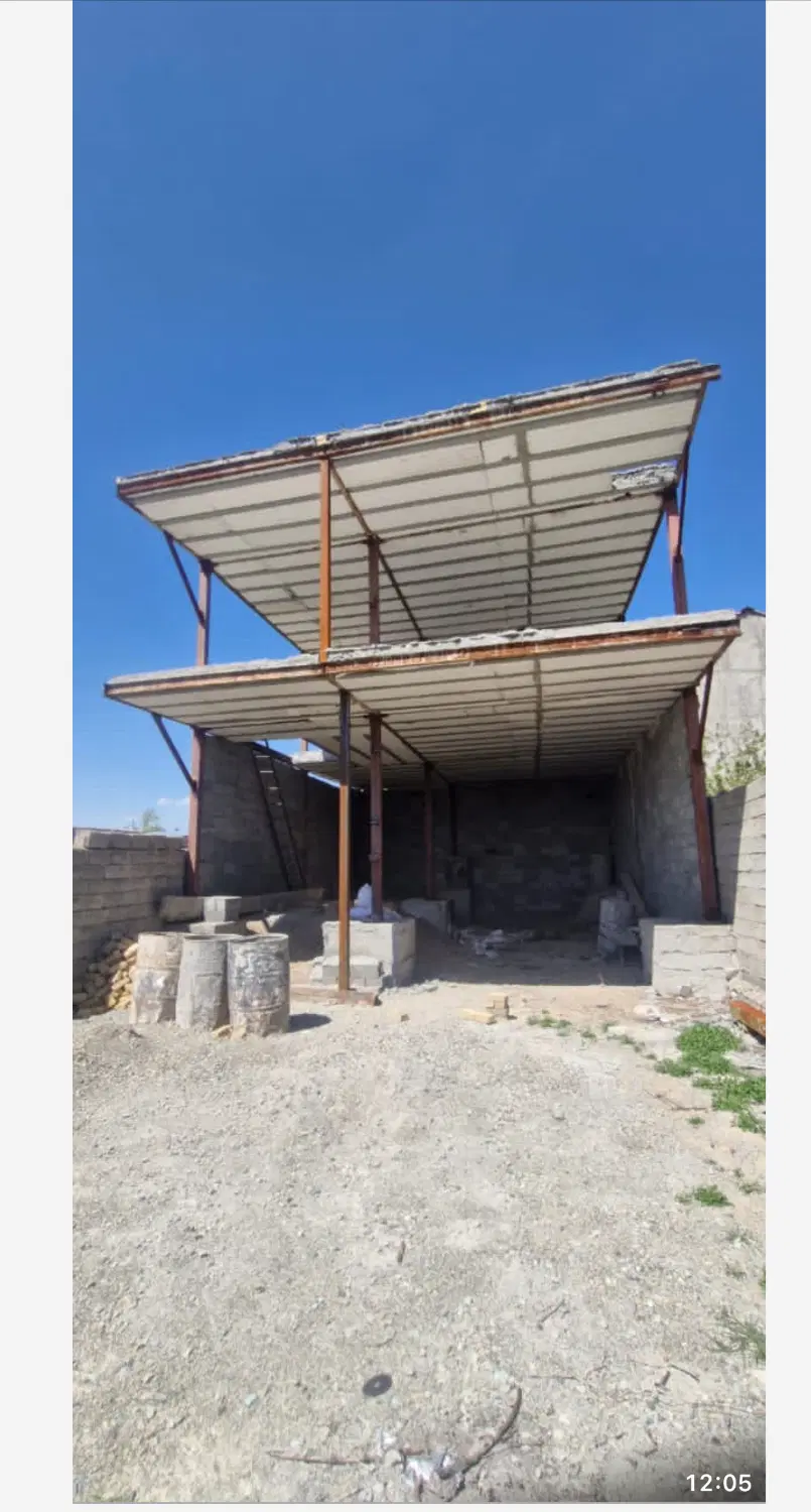 ۱۵۰متر ویلای نیمه کاره عرب آباد خسروی