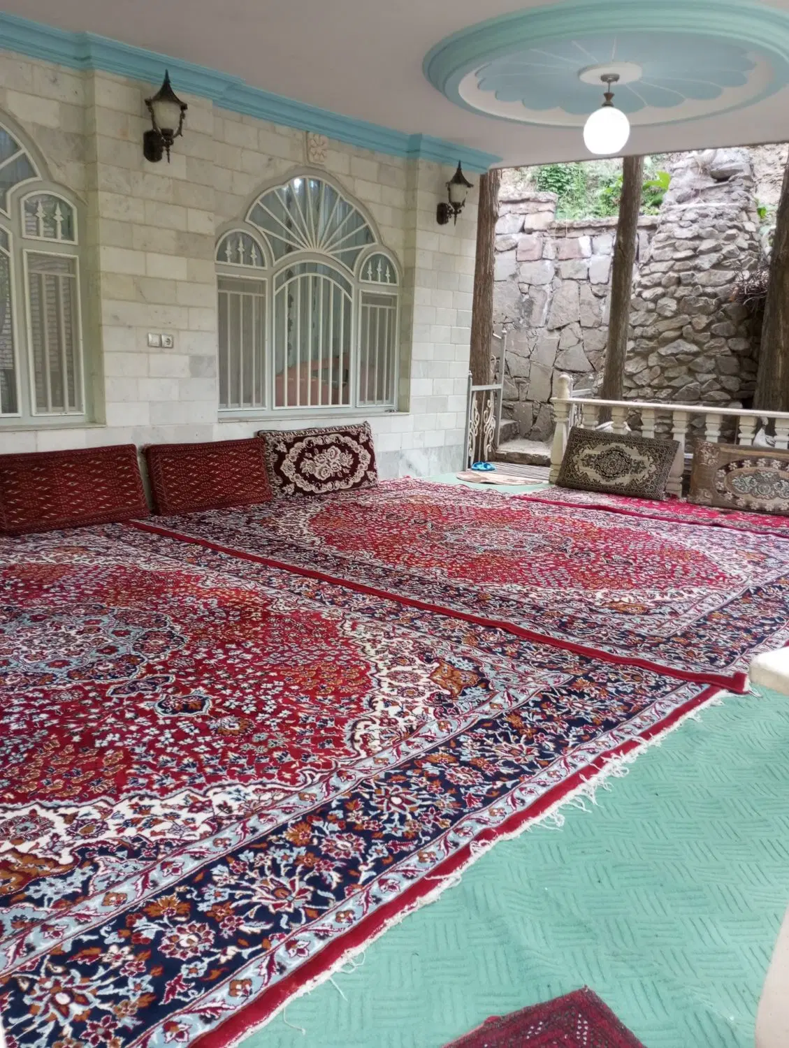 اجاره باغ ویلای جنگلی حاشیه رودخانه وجاده