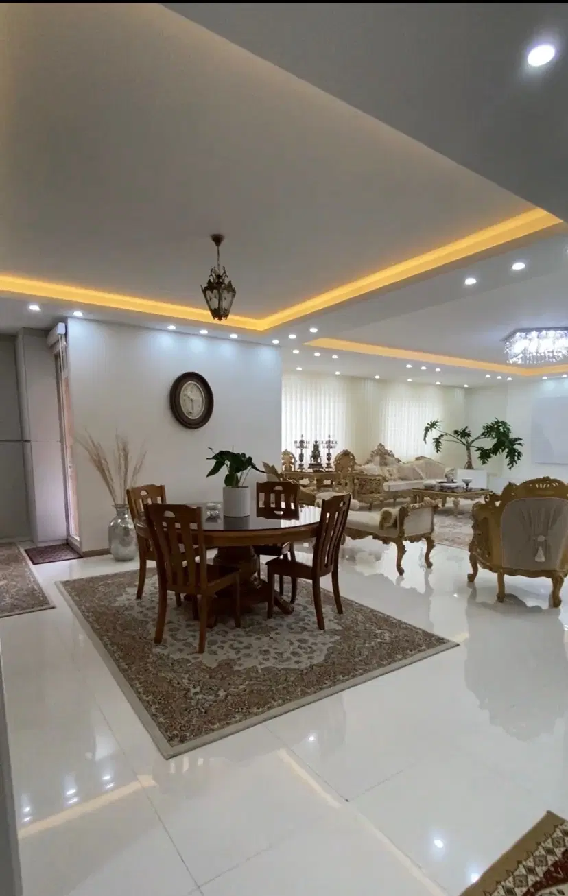 فروش آپارتمان۱۸۶متری نوساز فول امکانات وطراحی لوکس