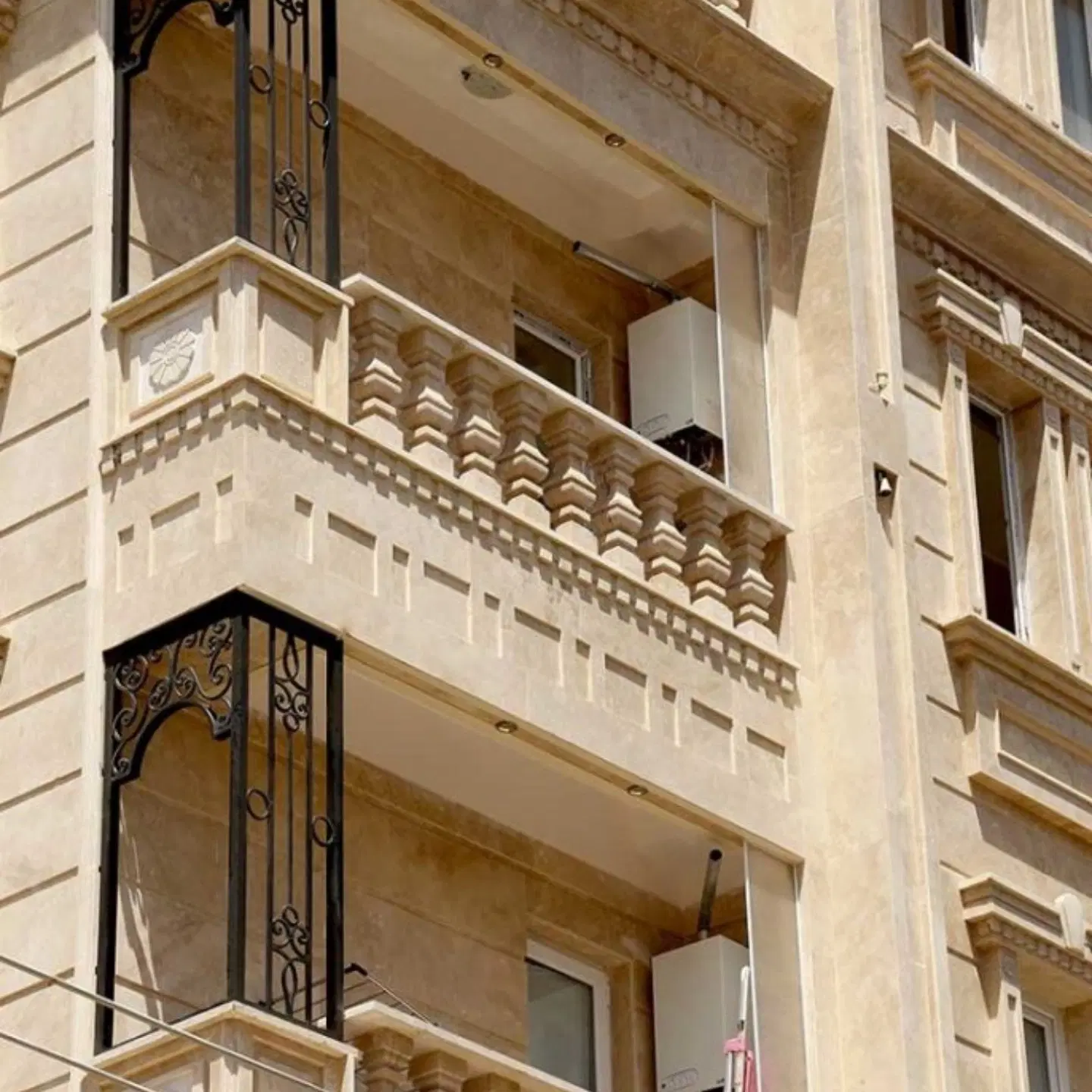 آپارتمان ۱۲۰ متر حضرت پور