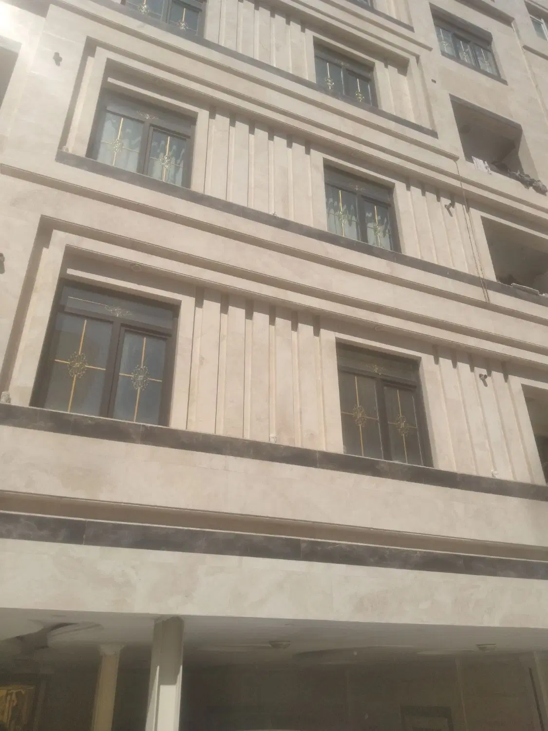 ۱۳۵ متر افسریه کلید نخورده تکواحدی