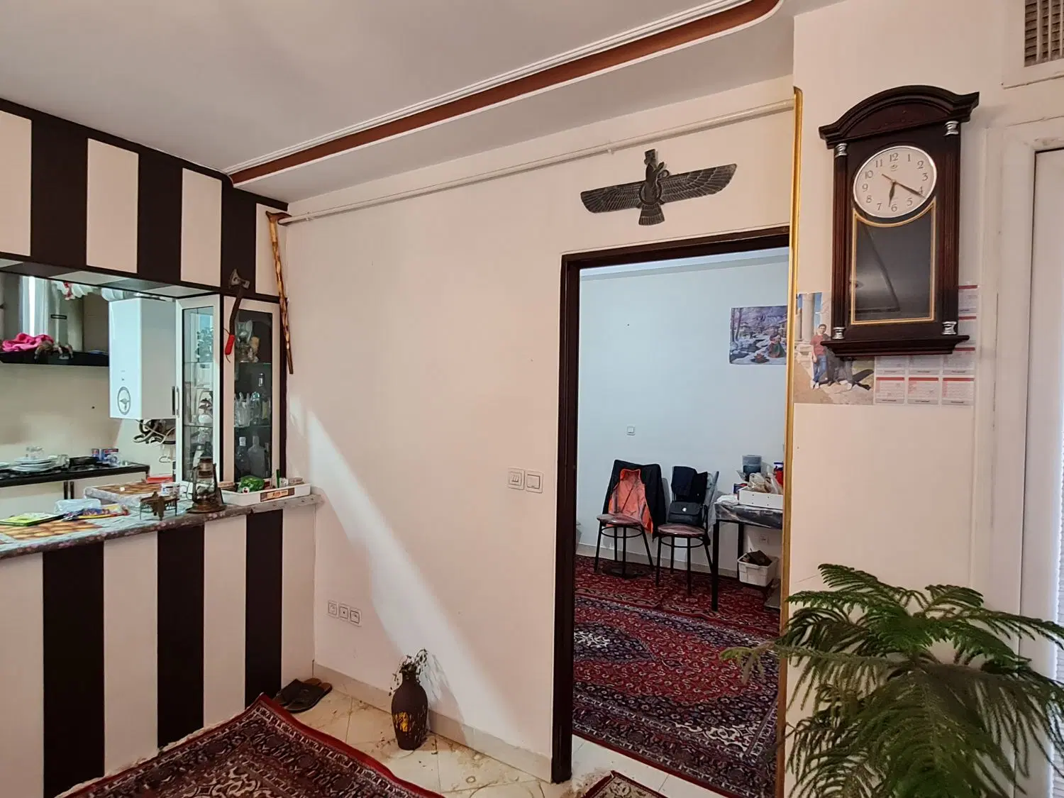 آپارتمان ۸۵ متری یک هفده بهاران