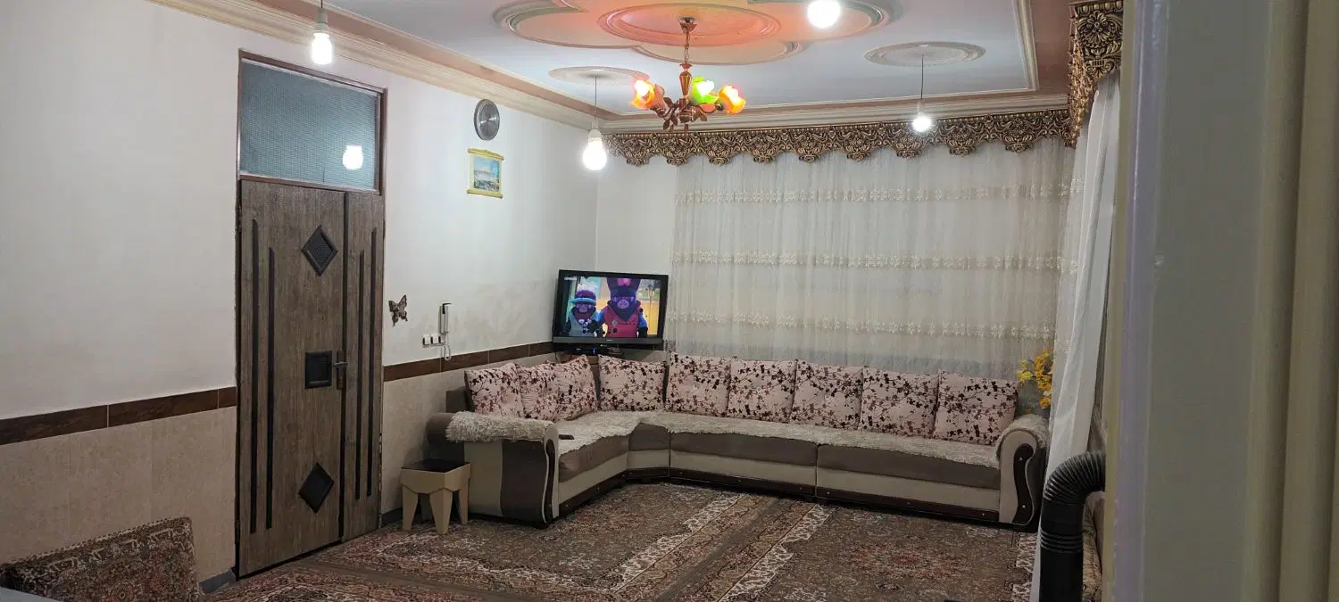 خانەی اجارەای