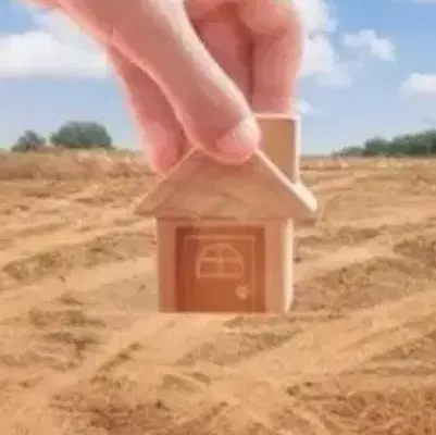 زمین دوبَر اول شهرستان صحنه
