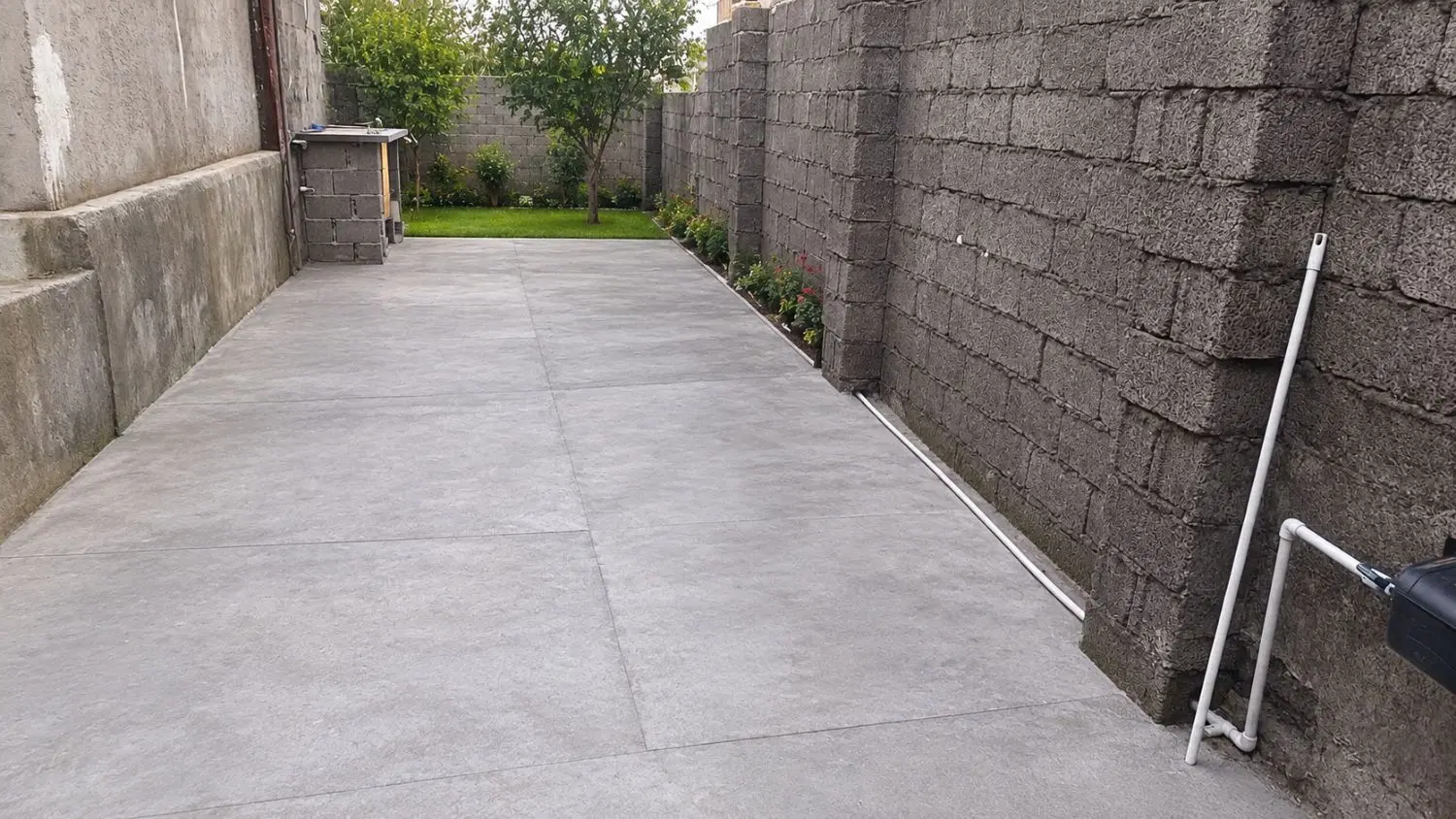 ویلا رشت ، دارای مغازه