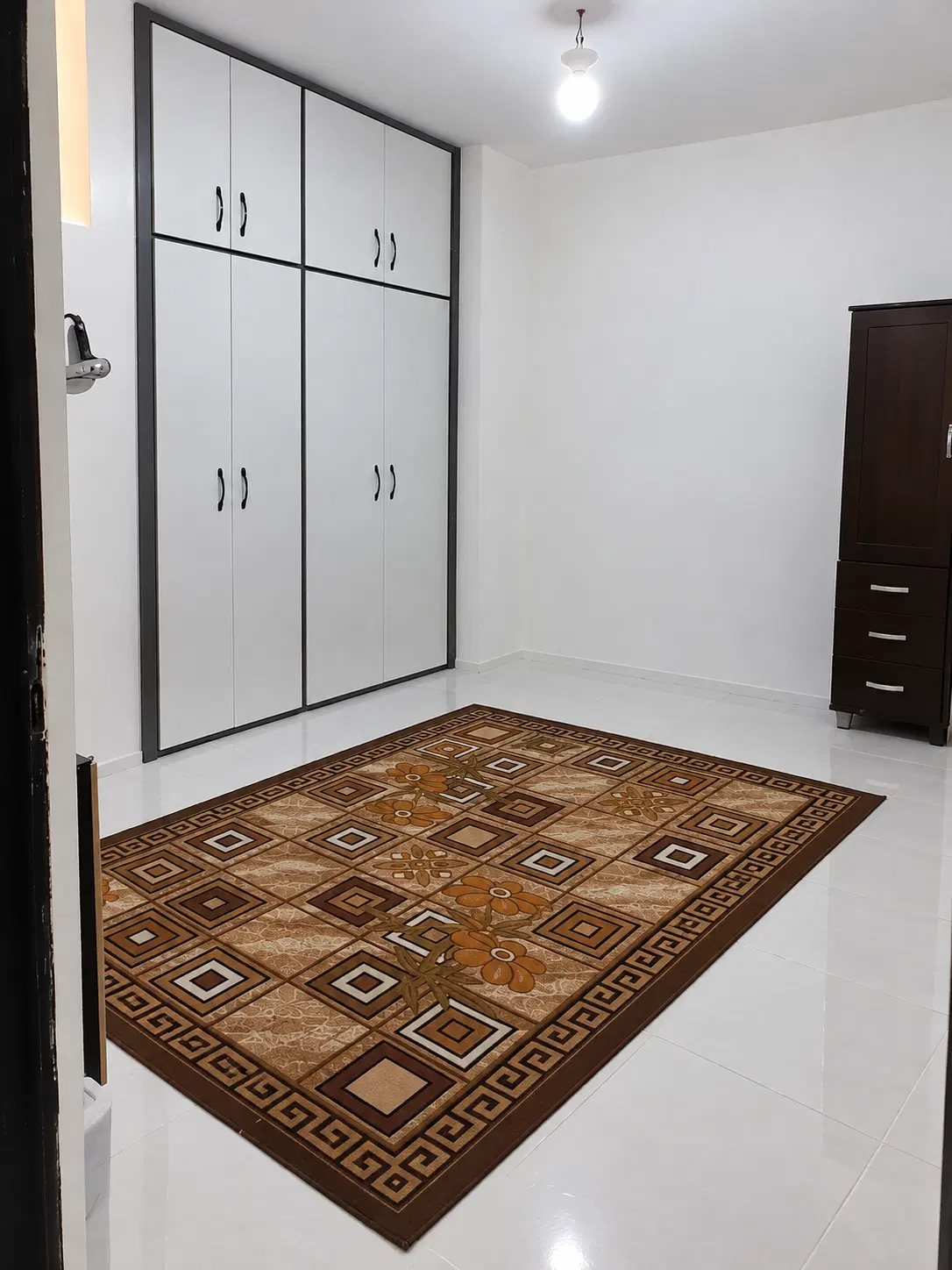 اپارتمان ۸۵ متری دوخوابه ،نوساز
