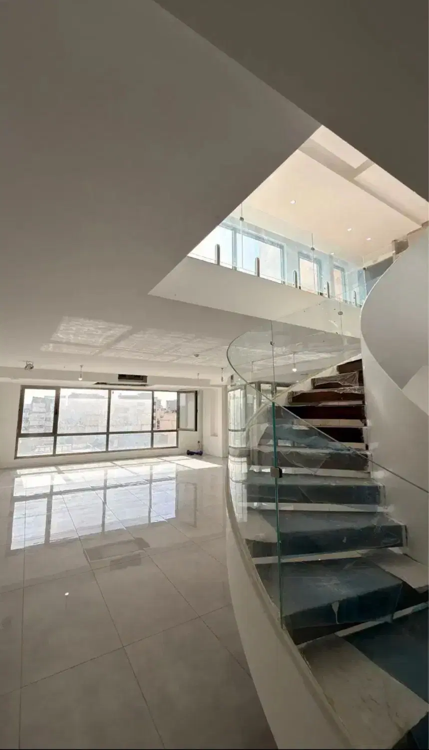 فروش پنت دوبلکس ۲۷۰متری_بینظیر در تاپ لوکیشن