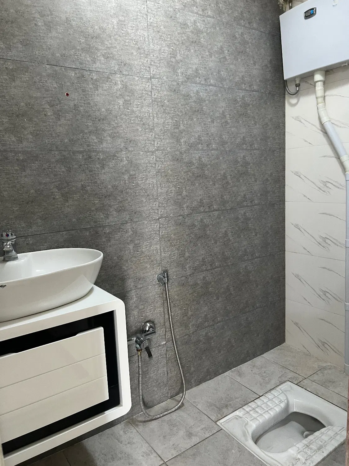 ۵۷ متر مهرآباد طالقانی با پارکینگ و انباری