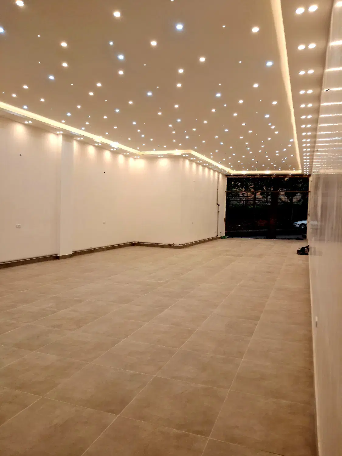 مغازه بزرگ فیرورق