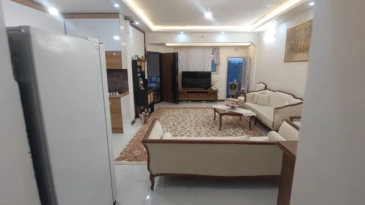آپارتمان 3 خوابه طبرسی شمالی 33