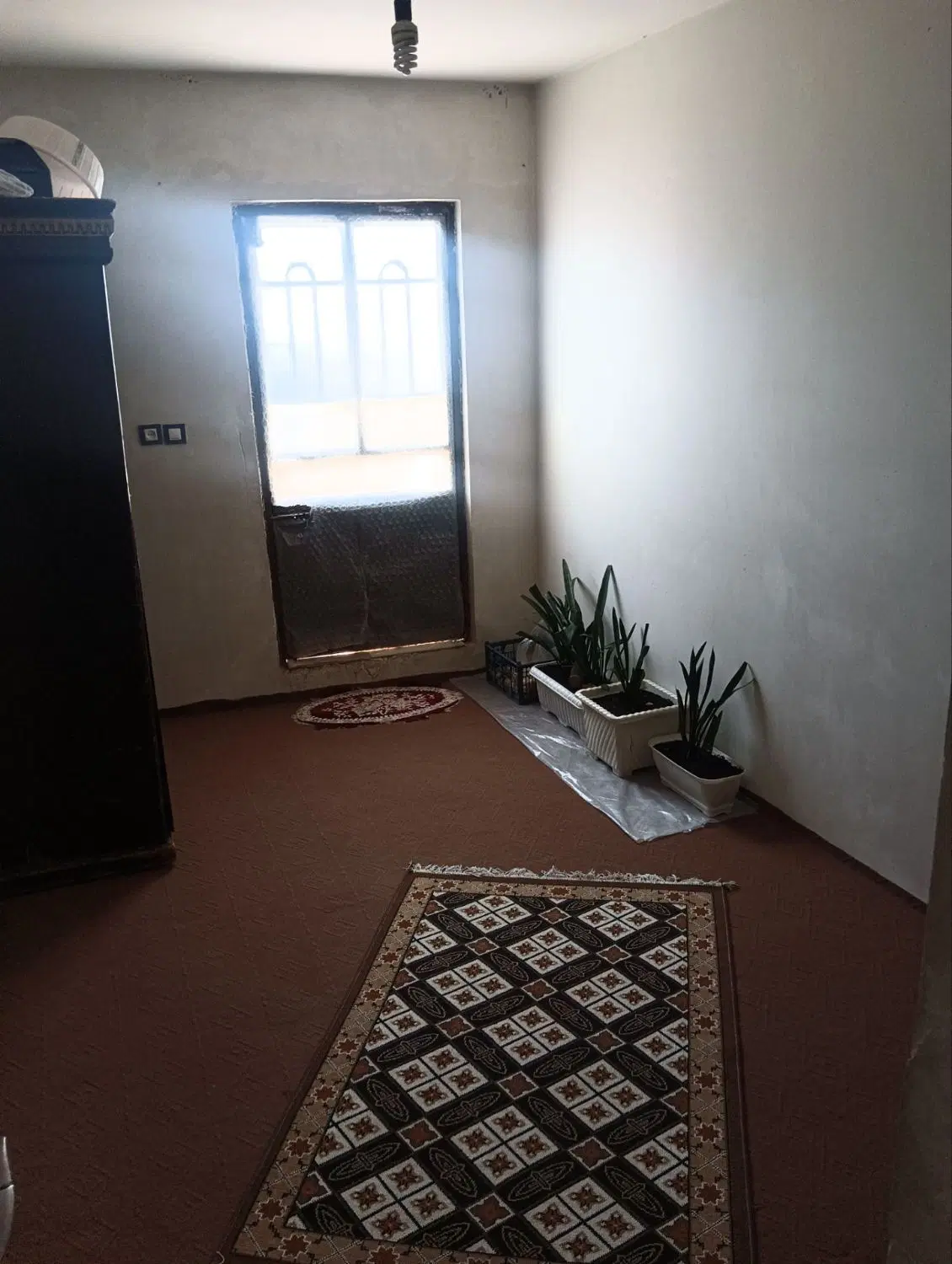 فروش ۹۰ متری