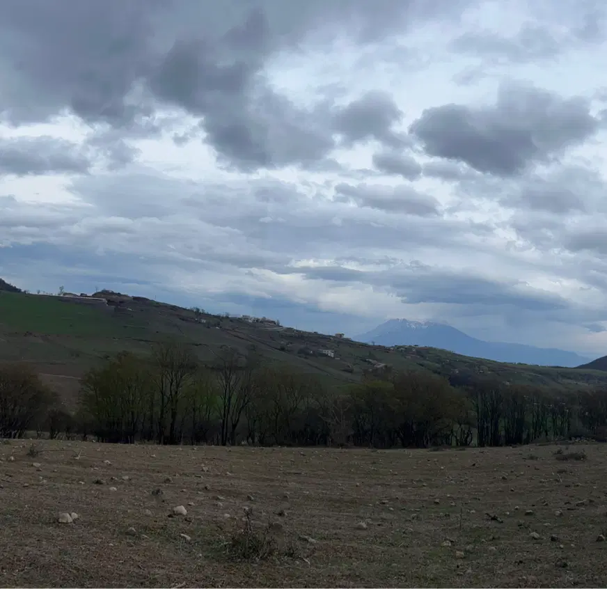 یک قطعه زمین