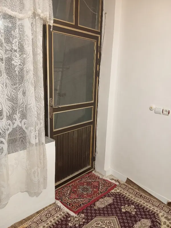 حیاط دربست 55متر در مارالان
