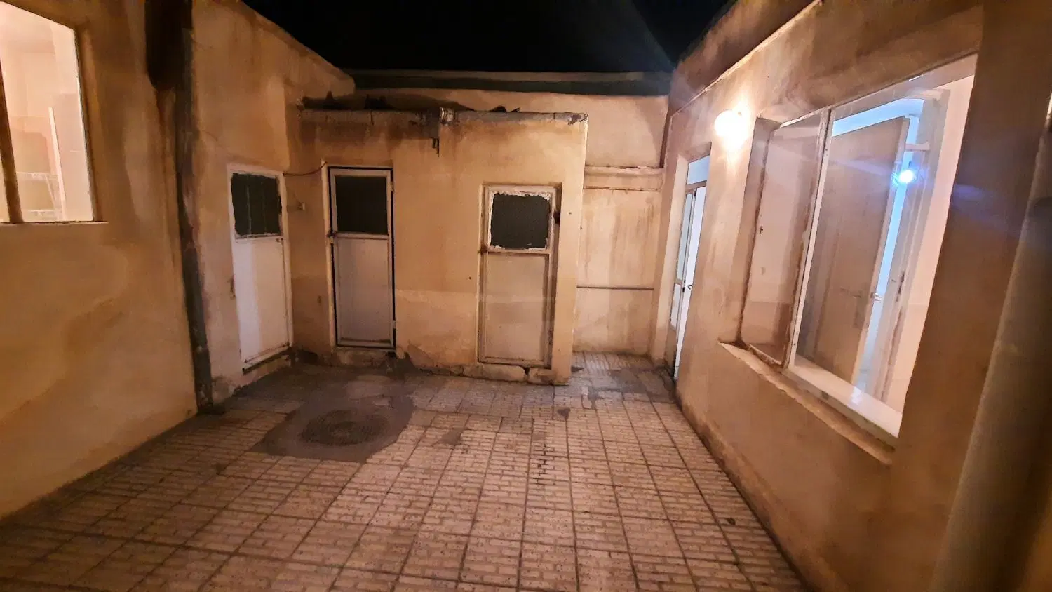 ویلایی دربست در پشت کارخانه کبریت