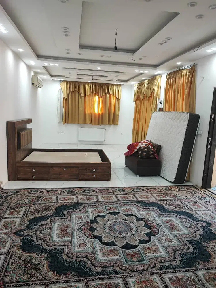 منزل ویلایی سه طبقه_۴ واحد مجزا_خیابان زند شیراز