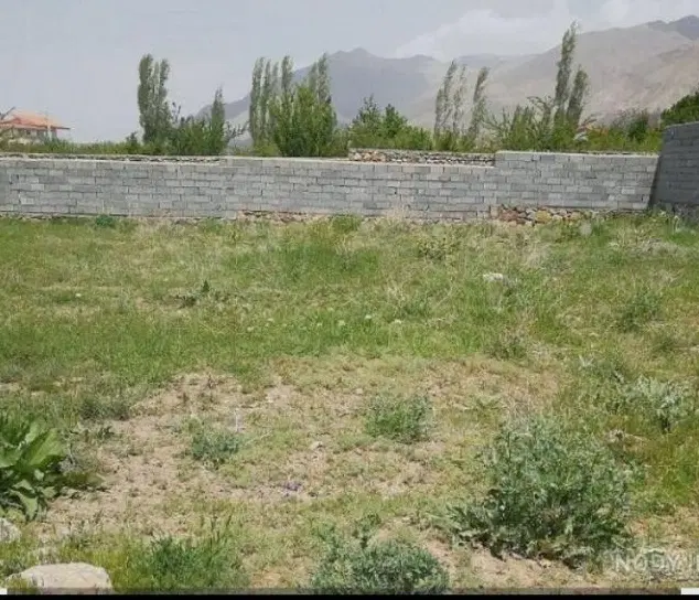 زمین یزدانشهر