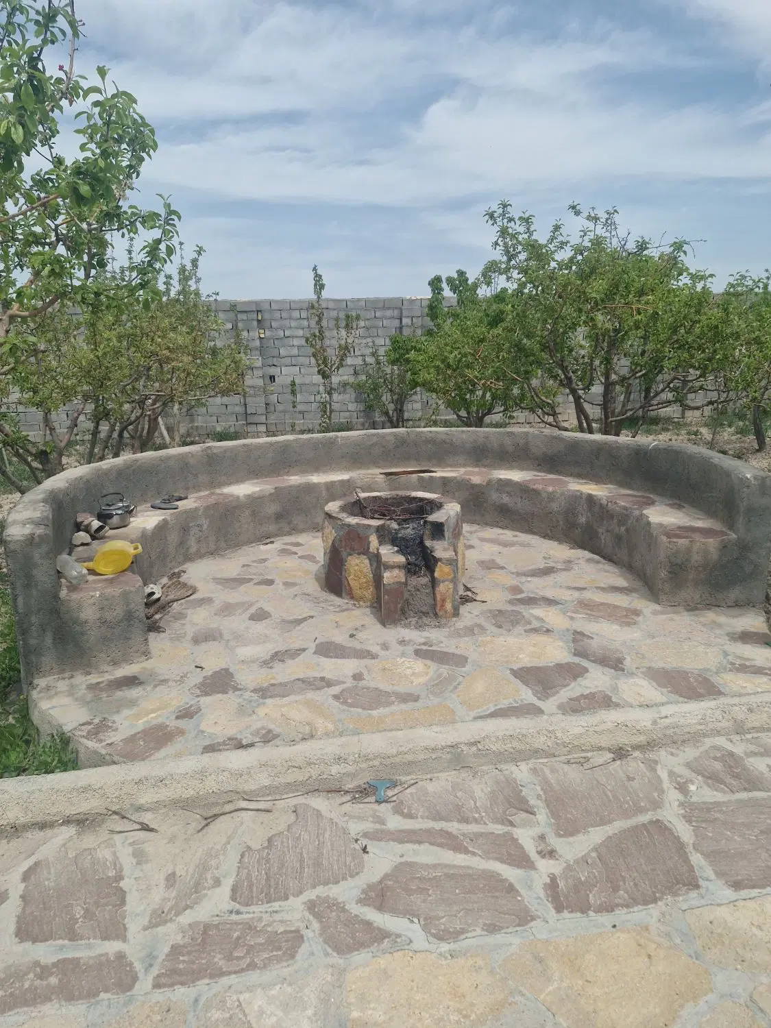 باغ محسن آباد گلبهار