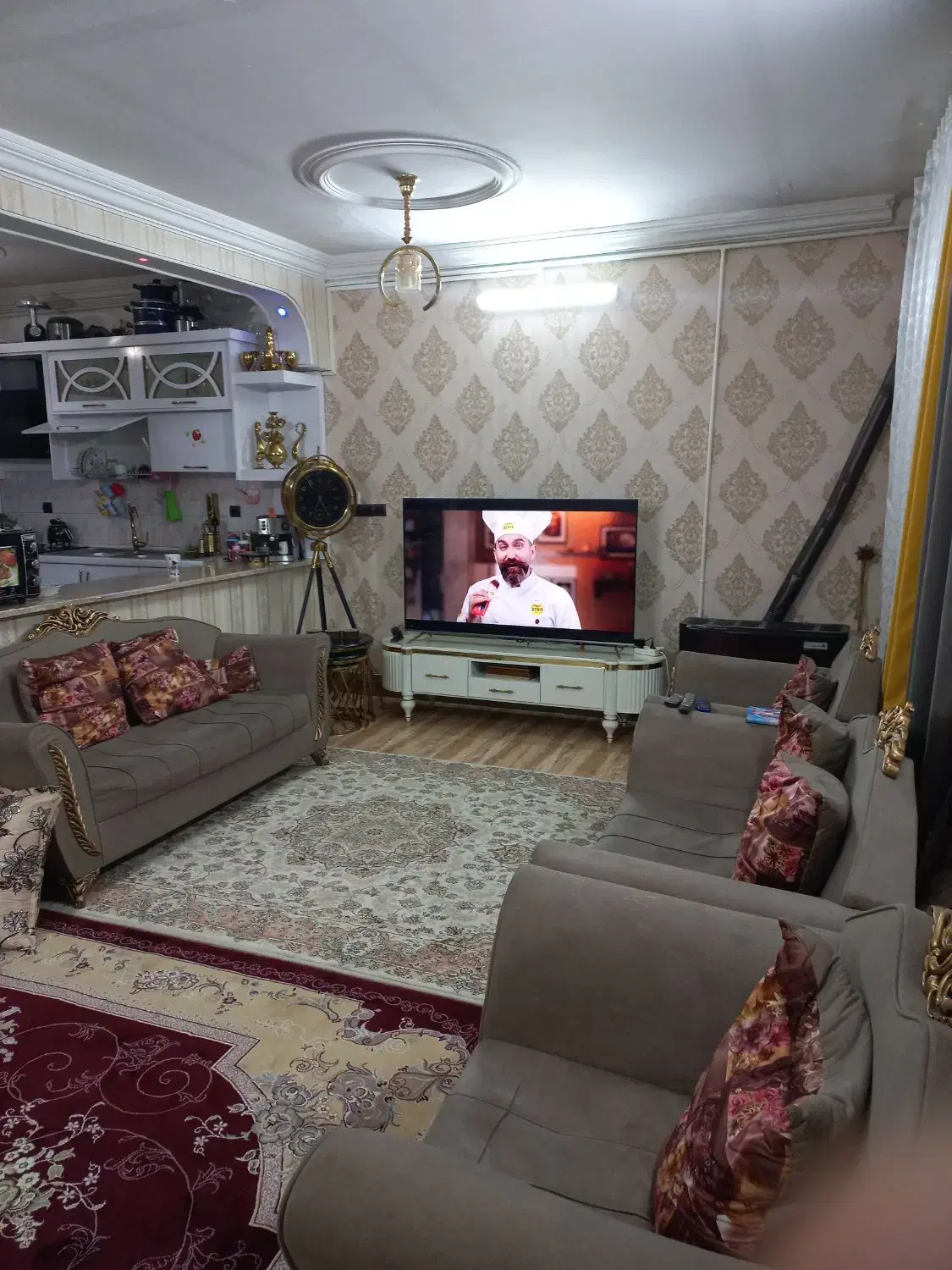 خانه ویلایی ۱۰۰ متری بلوار شاهنامه لوکس و تمیز