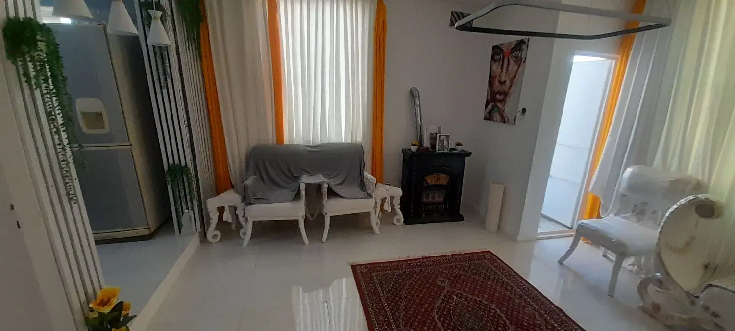 هم خونه