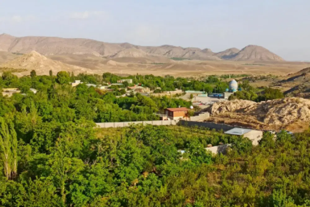 زمین ۱۸ قصبی شهر بزنجان