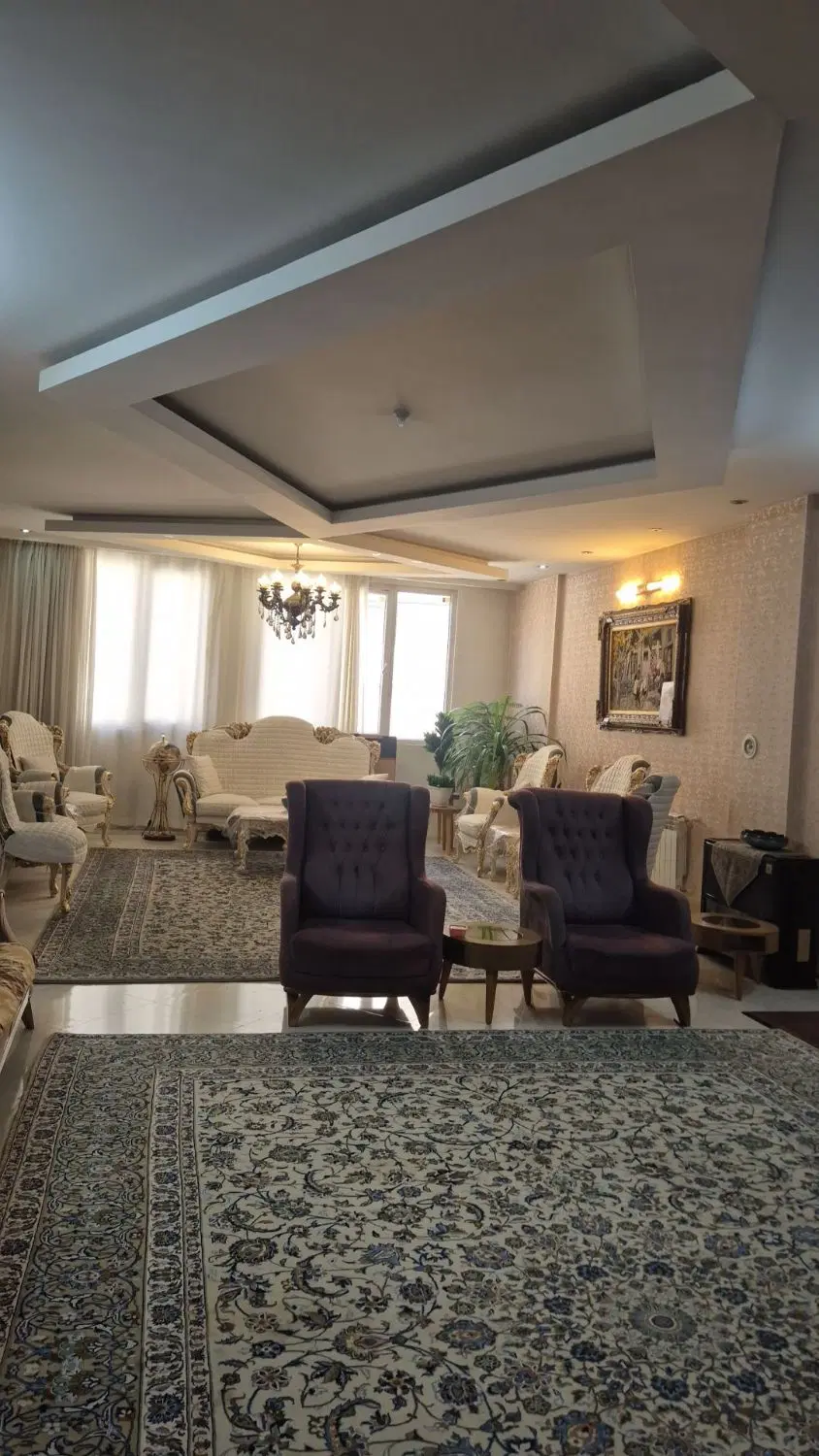 ۱۷۰متری۳خواب طبقه اول