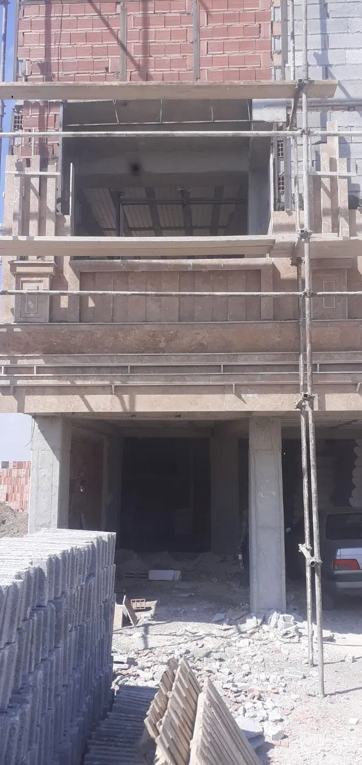 پیش فروش واحد ۱۴۰متر