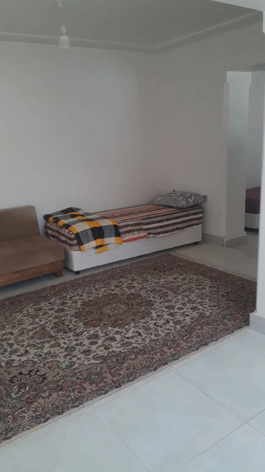 اجاره ویلایی روزانه ،هفتگی ، ماهیانه قلعه نو خرقان