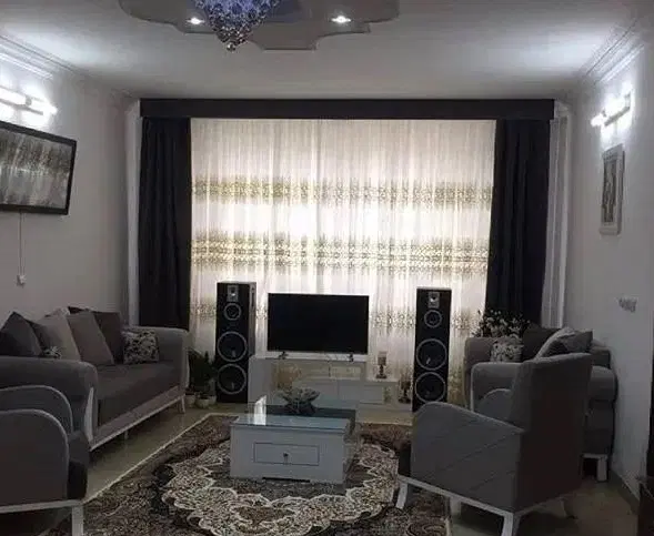 آپارتمان ۷۲ متر غیاثی دولاب ((عرصه دار))