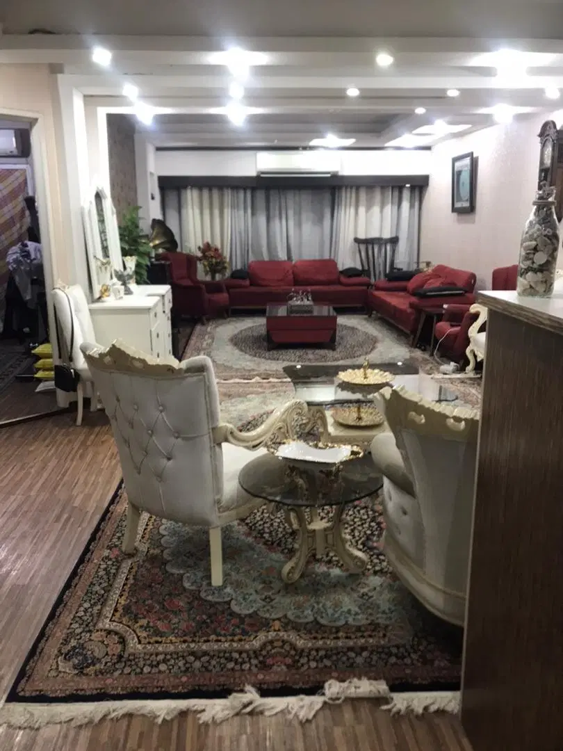 اپارتمان 150 متری_ تک واحده_ طبقه اول _سال 95