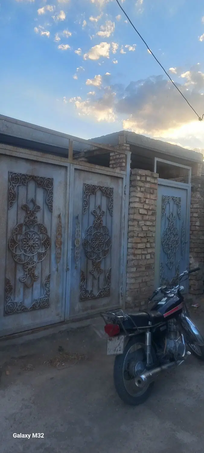 خونه نیمه ساز