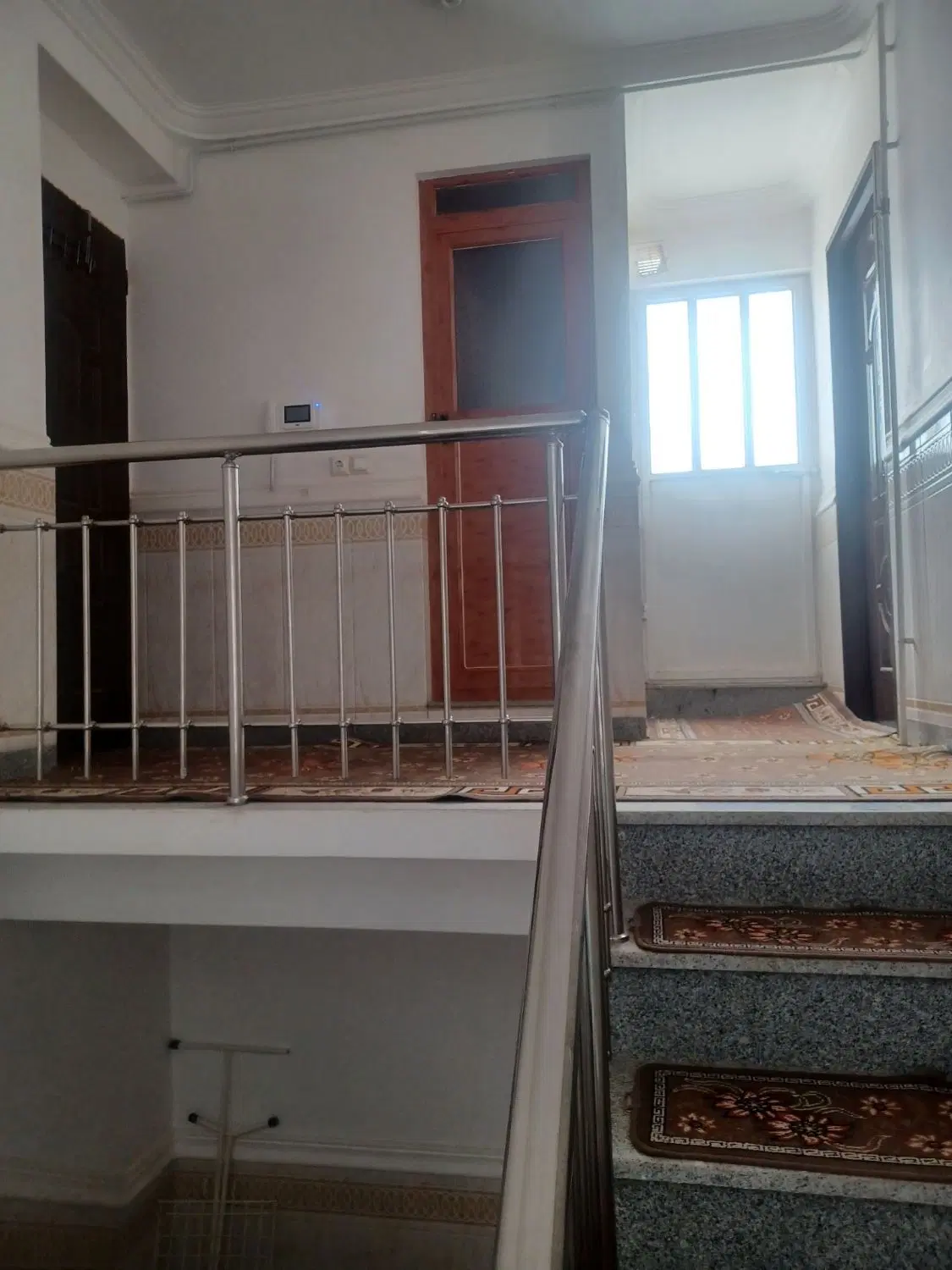 فروش ساختمان 3 طبقه درصالح آباد شهرک فرهنگیان فاز1