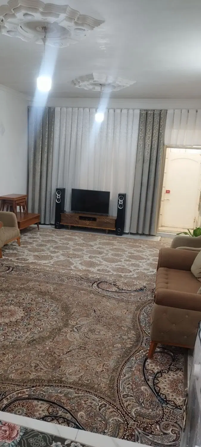 فـروش خانه ویلـایی