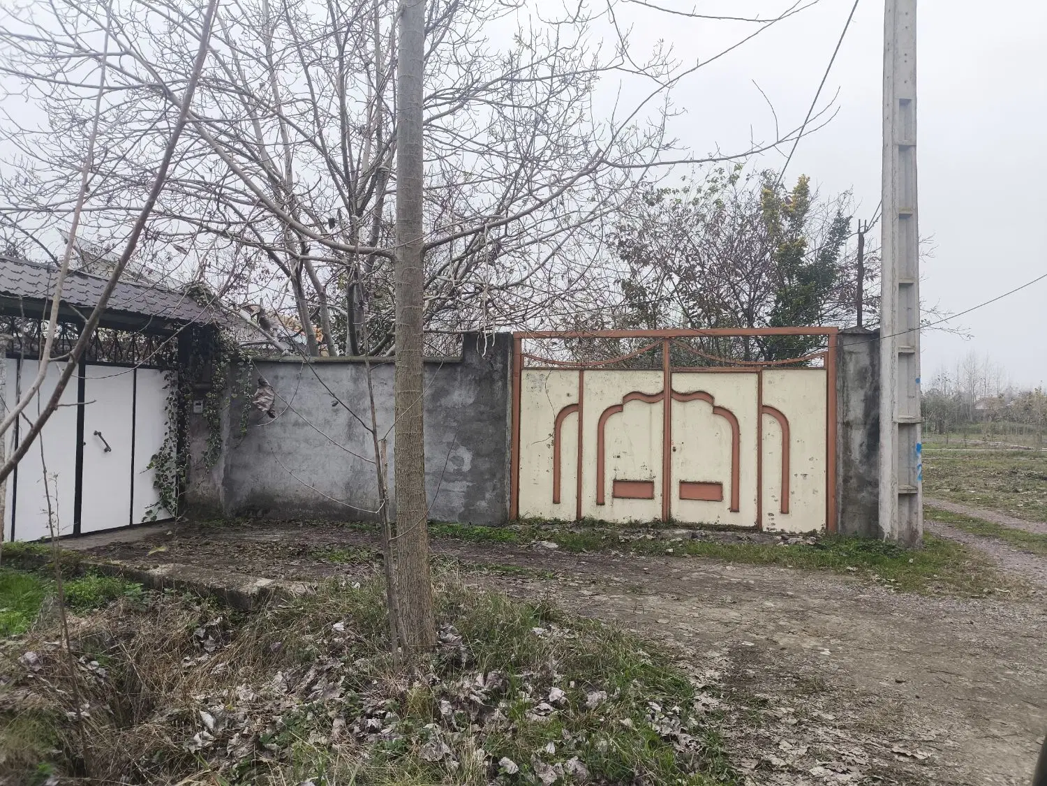 زمین مسکونی