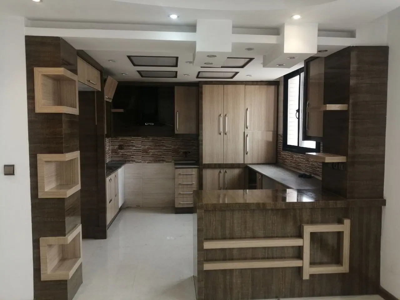 آپارتمان ۸۵ متری شهرک سیمرغ