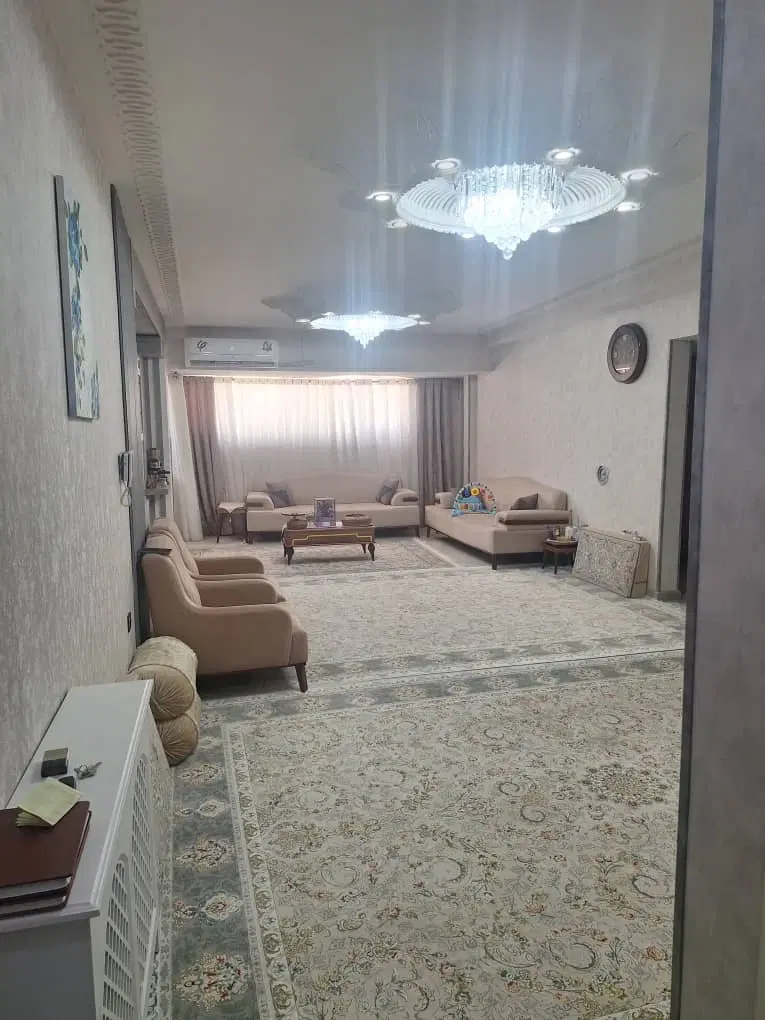 ویلایی ۲۰۰ متری درب حیاط ضابطه ۴